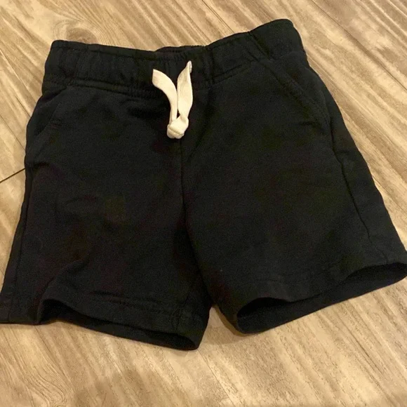 **3pk** of 18 month old Boys shorts (1 Carters and 2 Cat and Jack brand) - Picture 13 of 16